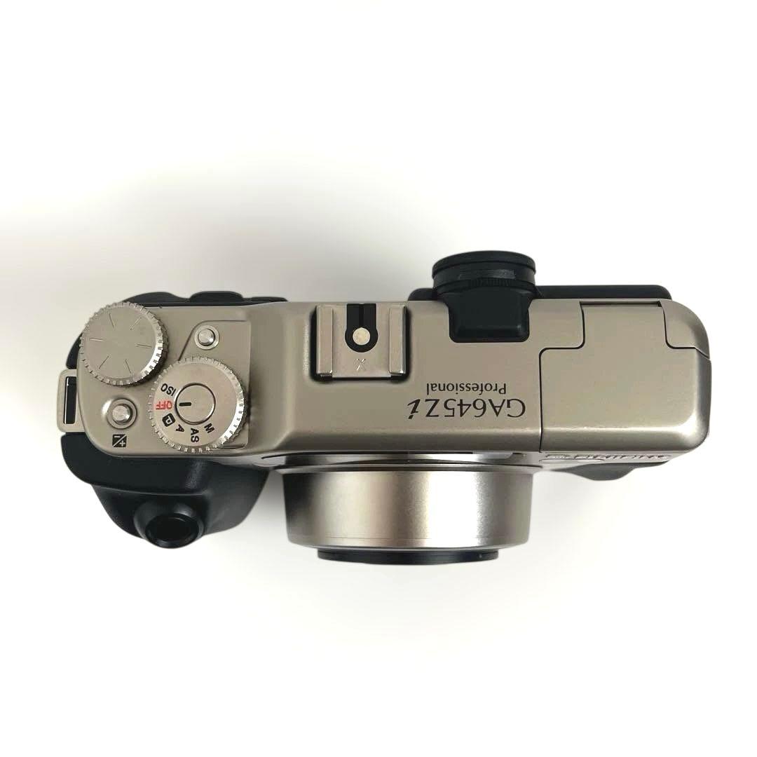 Fujifilm GA645zi professional 中判カメラ