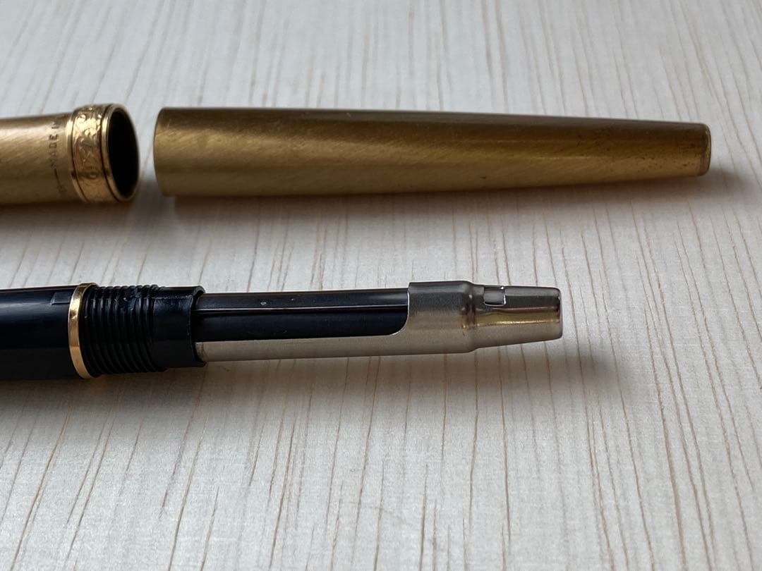 【ビンテージ文房具】SHEAFFER 　万年筆　ゴールド