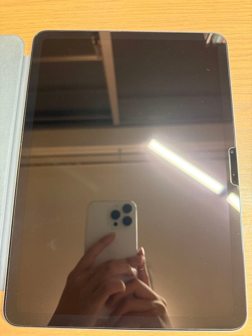 《極美品》iPad Air (M2) 128GB + Smart Folio