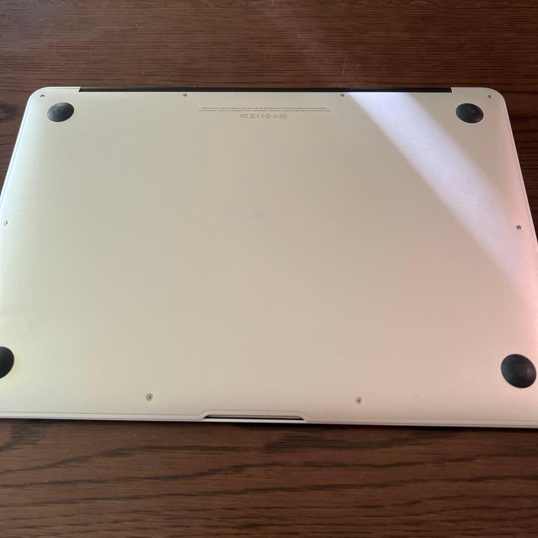 MacBook Air 13インチ 2014 【状態: バッテリーの交換修理】