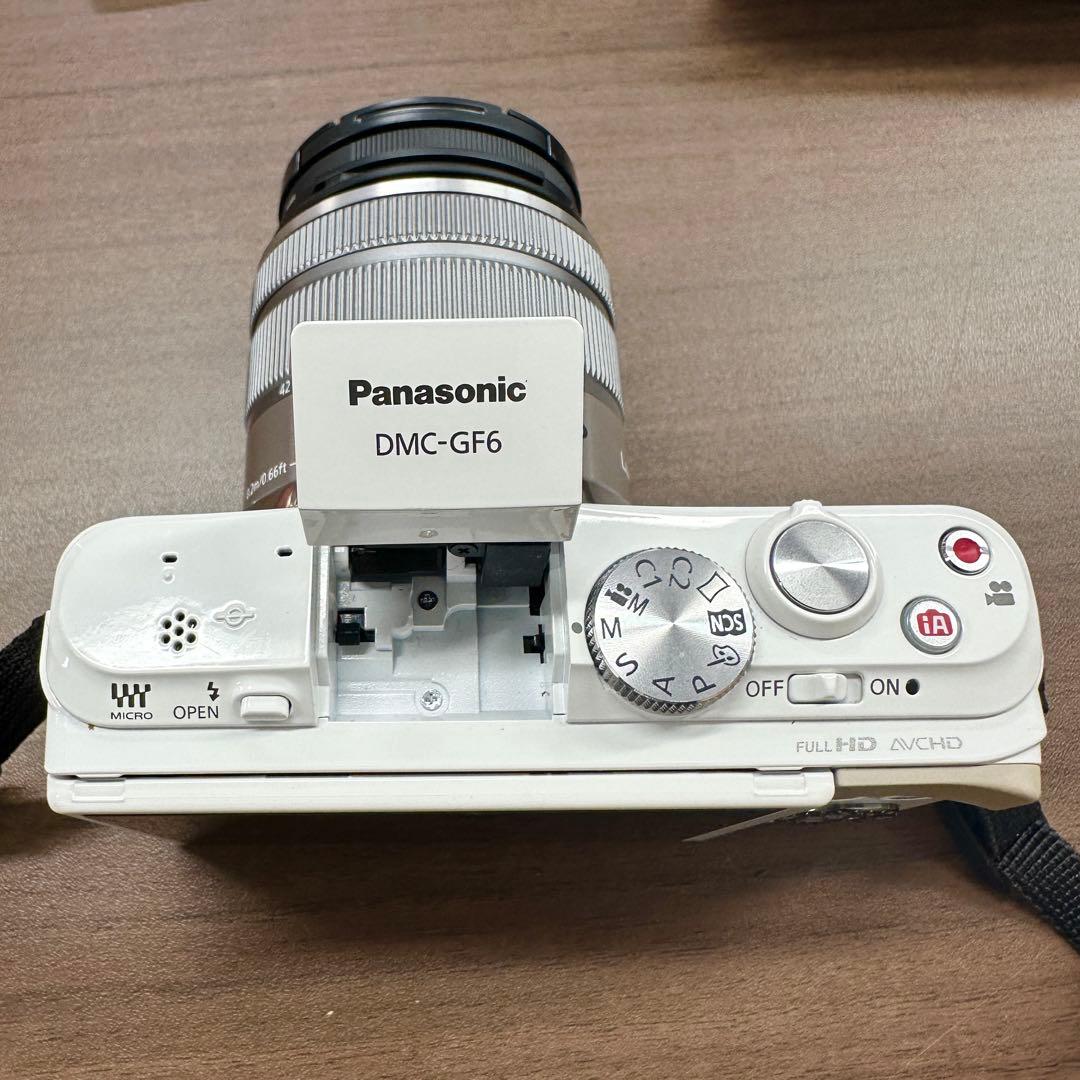 Panasonic LUMIX DMC-GF6W ダブルズームレンズキット