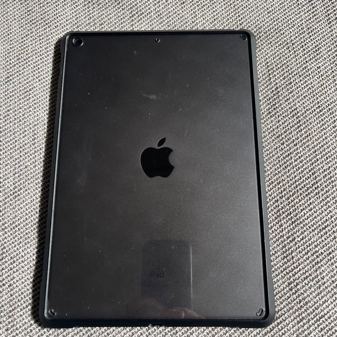 Apple iPad 本体 第9世代　スペースグレイ