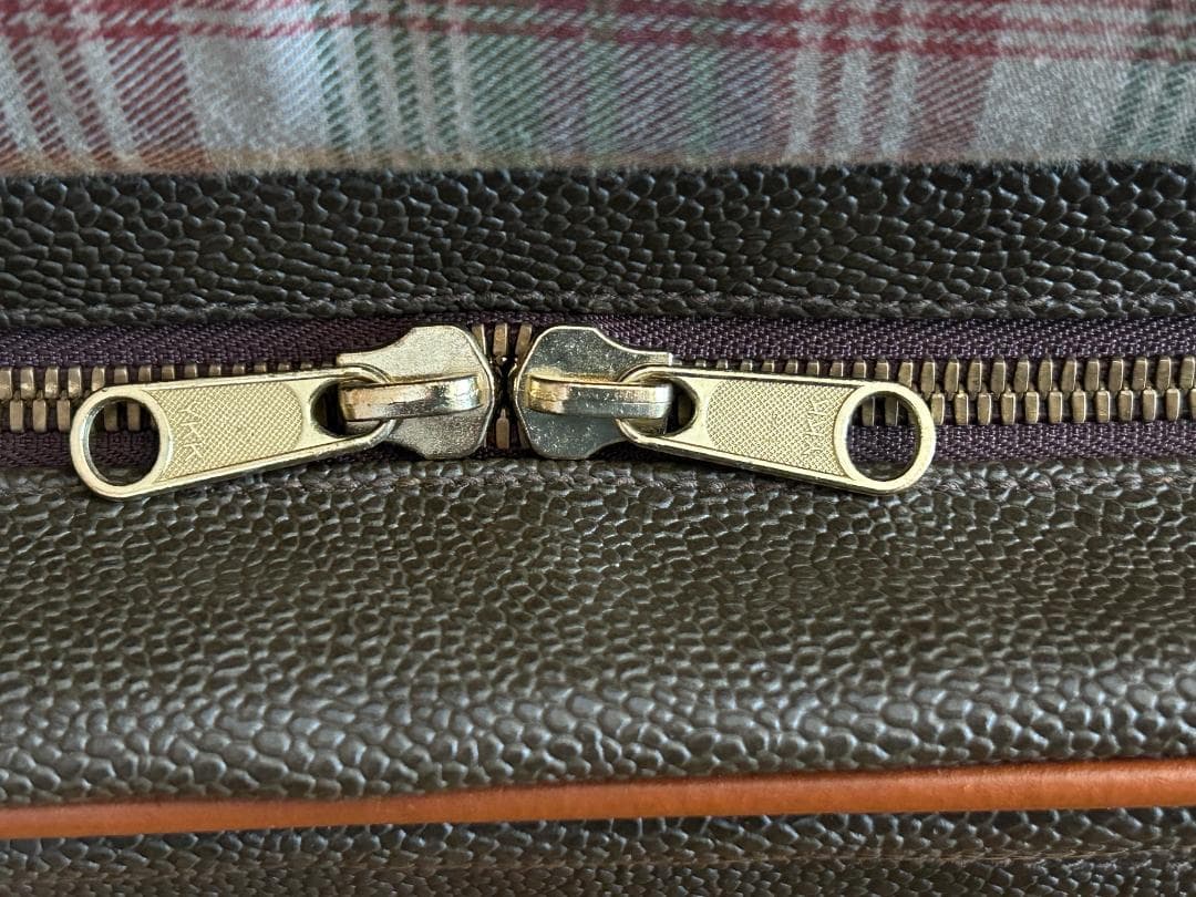 【値下げ】　Mulberryマルベリー　シボ革　レザー　トラベルバックイタリア製