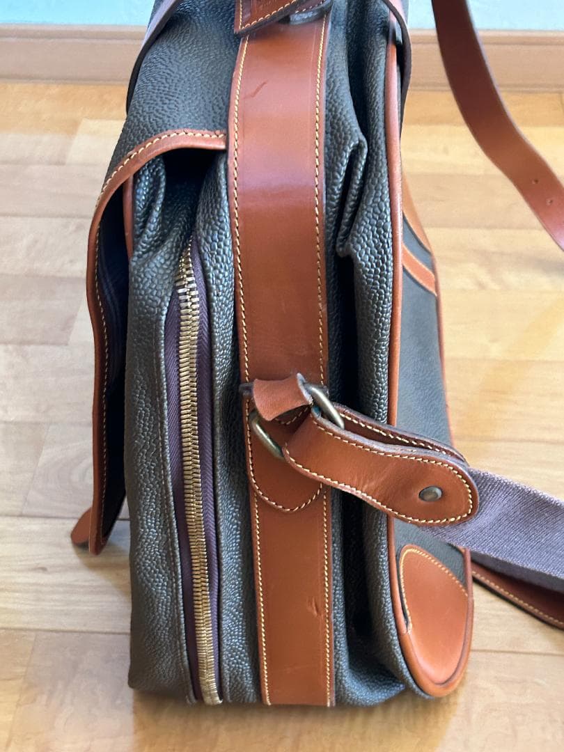 【値下げ】　Mulberryマルベリー　シボ革　レザー　トラベルバックイタリア製