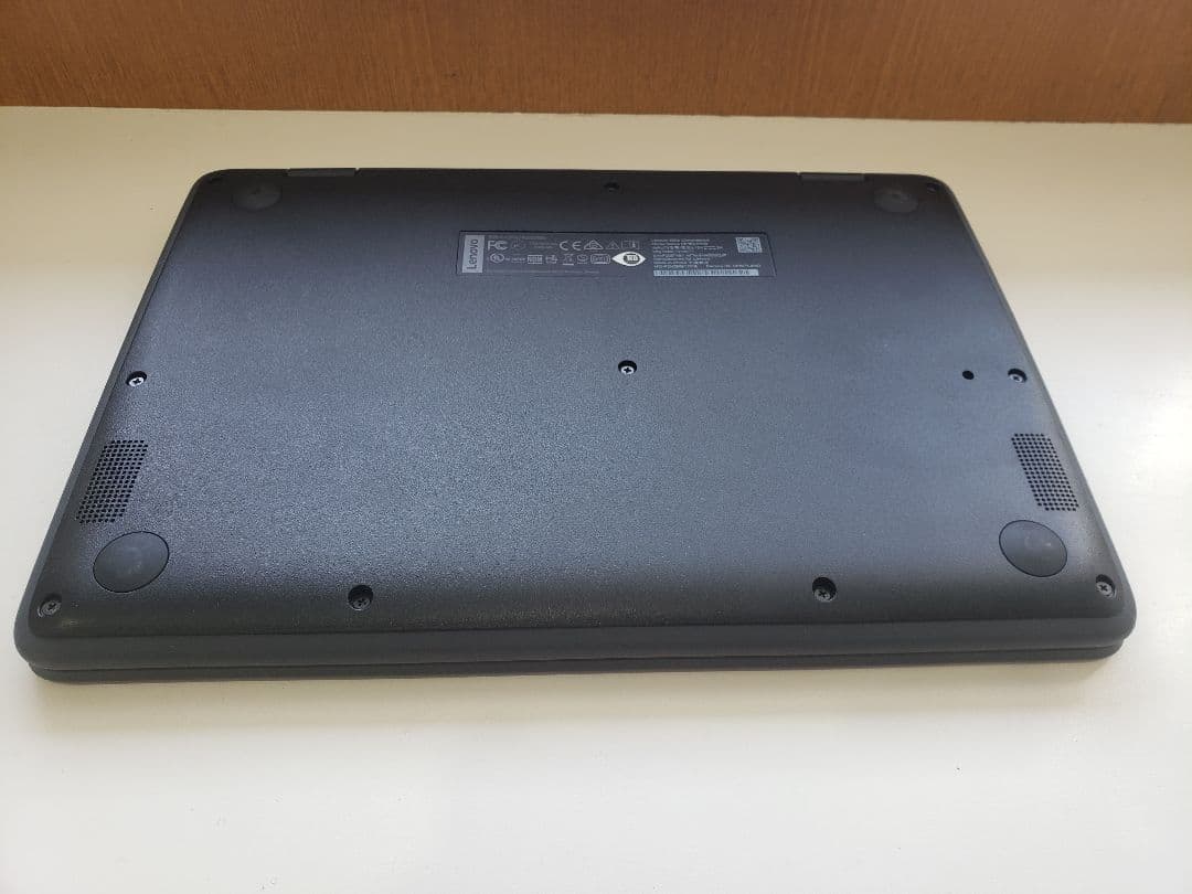 Lenovo 300e Chromebook 本体のみ