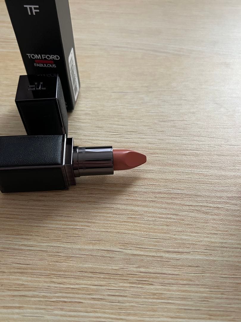 TOM FORD ファビュラス リップ F1ピオニー