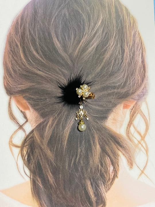 ハンドメイド    〈右留めヘアクリップ〉No.1970