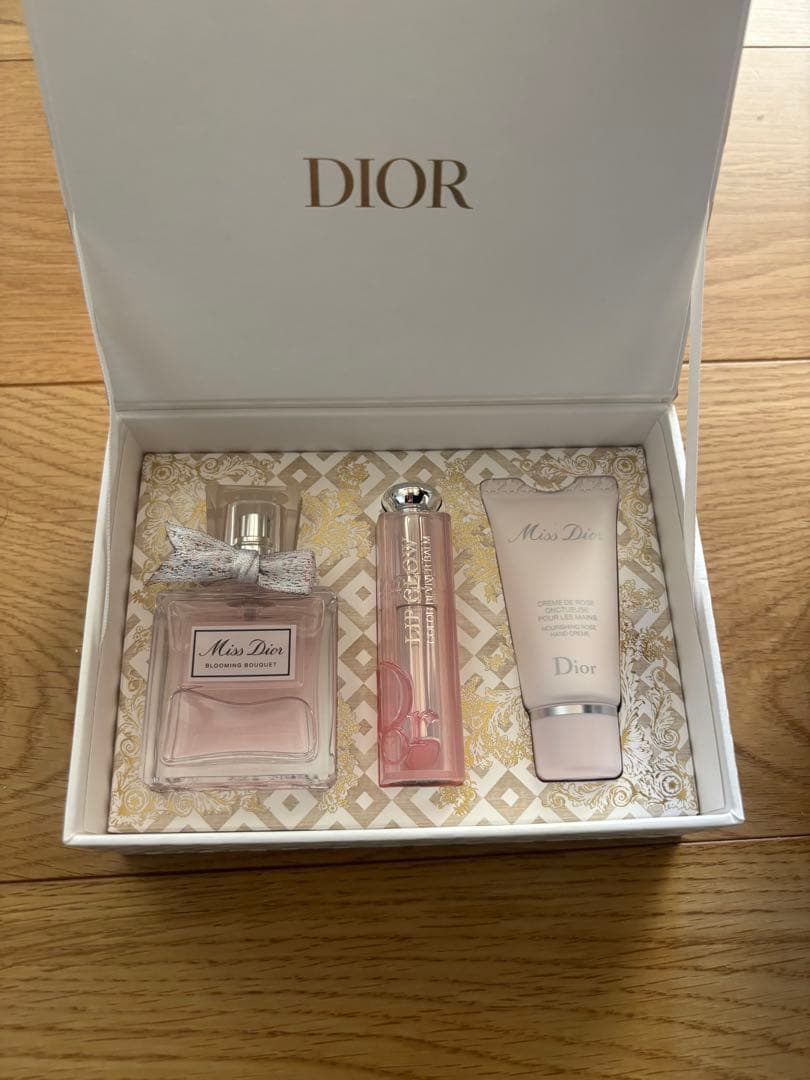 Diorディオール マキシマイザー&ハンドクリーム プレゼント最適