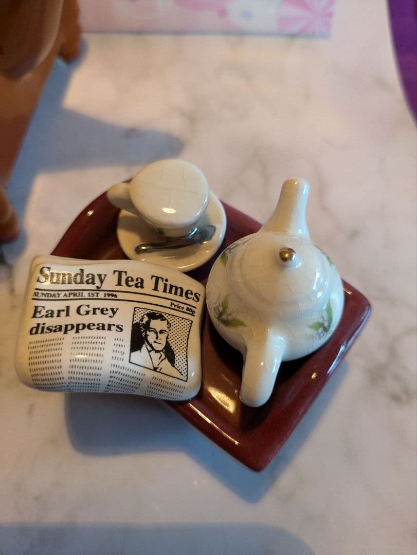 美品‼️　tea pottery　ベッドで朝食を！