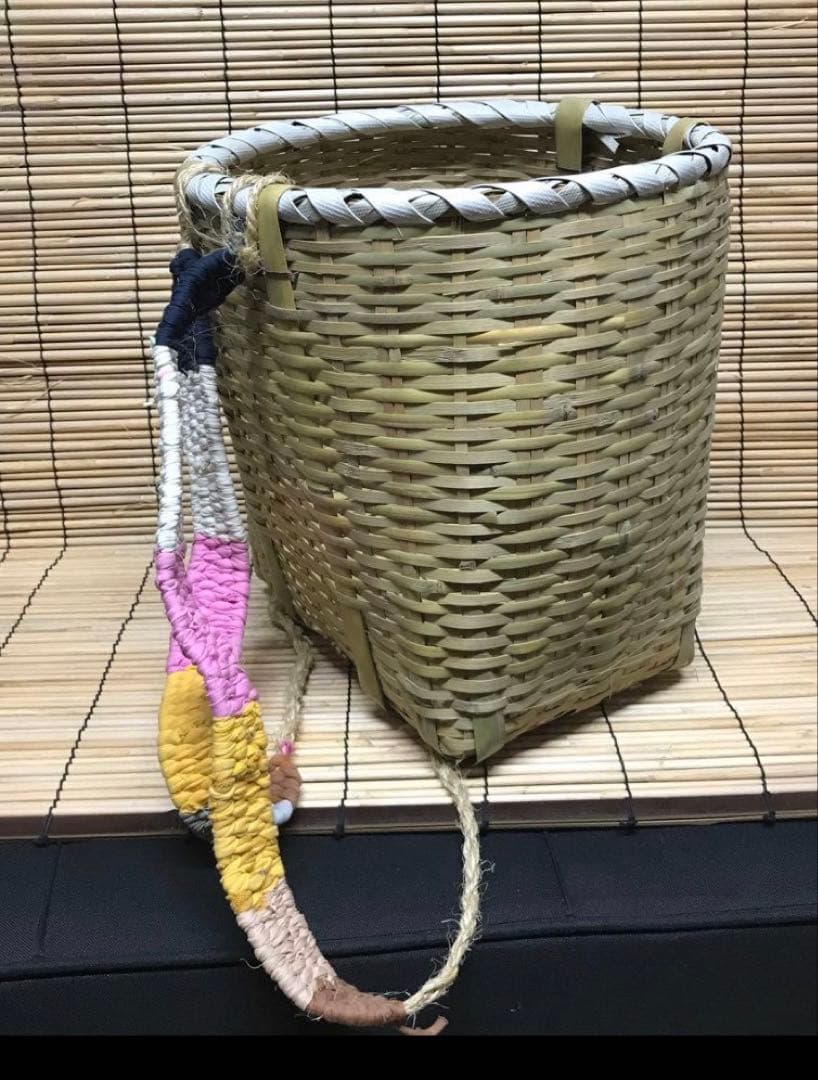 竹製背負い籠　２個　（在庫処分品）
