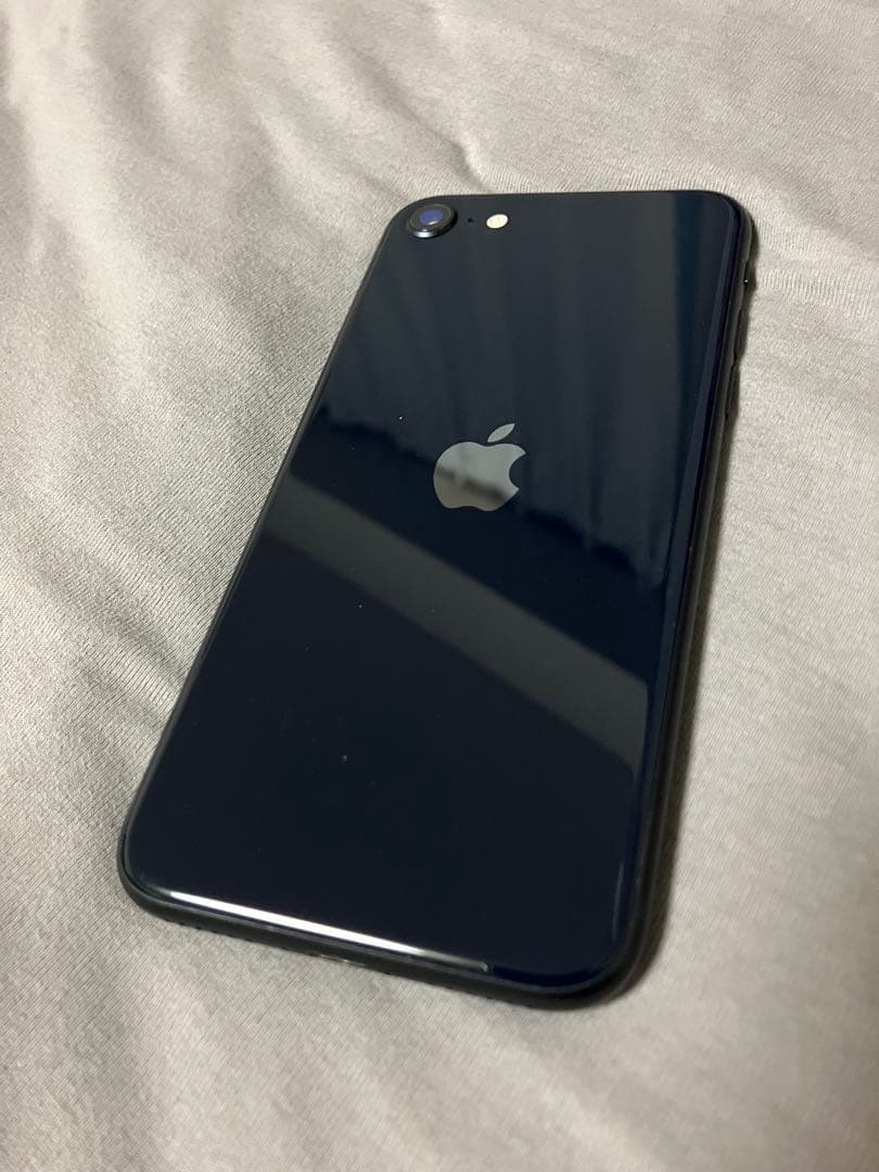 バッテリー100% iPhone SE (第3世代) 64GBsimフリー