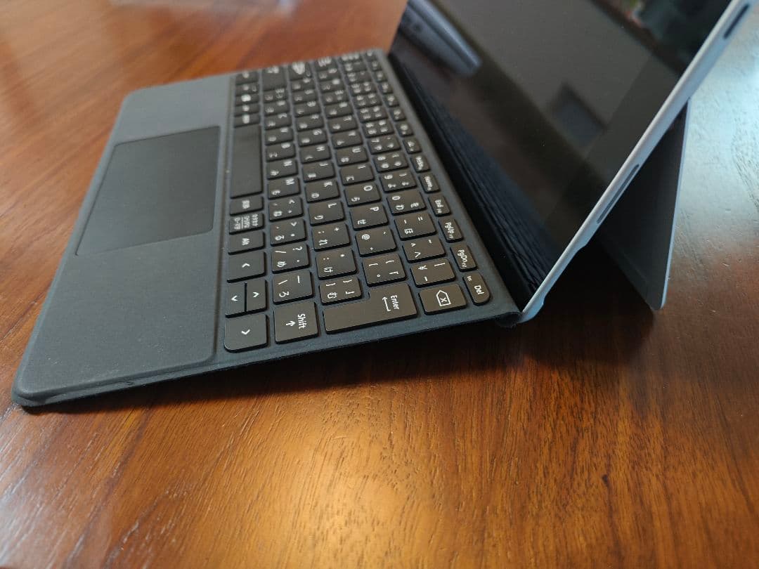Microsoft Surface Go 8GBメモリ Windows10