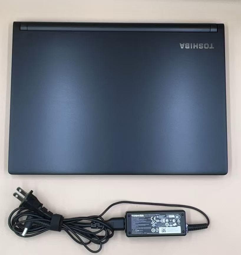 R*y様 東芝 dynabook R73/B 13.3 インチ ノートパソコン