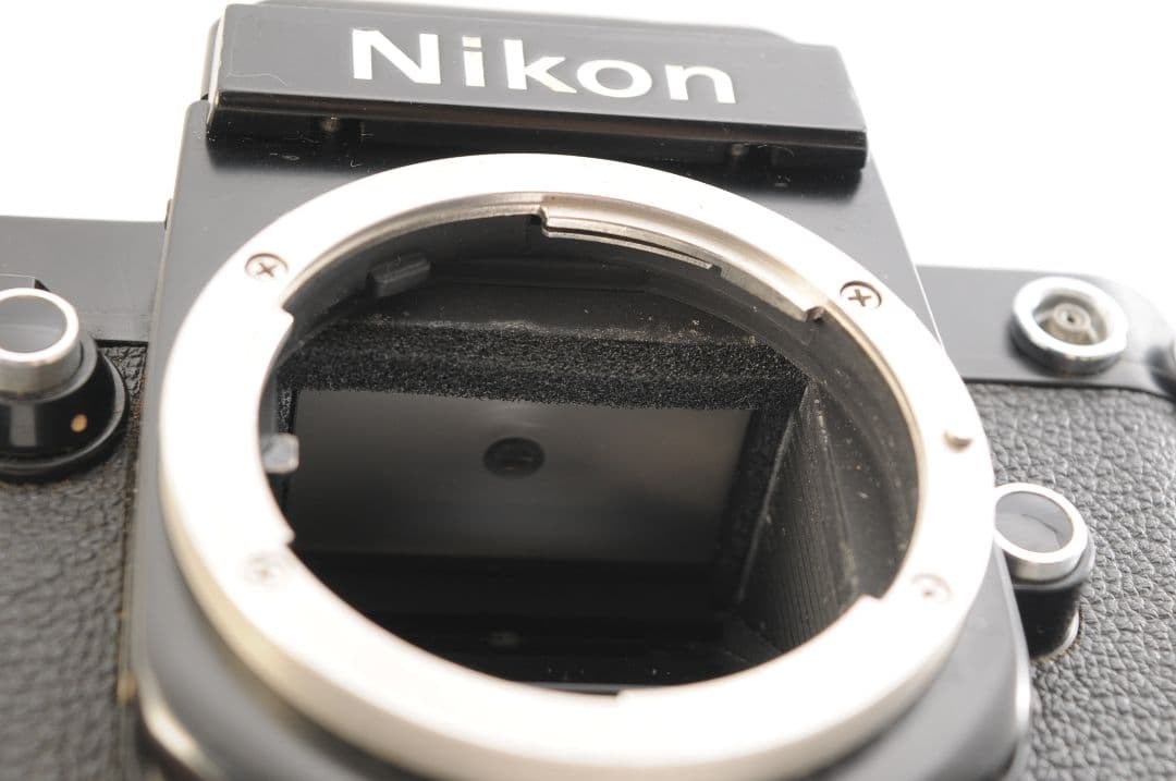 Nikon F2 アイレベル + NIKKOR 135mm F2.8 現状品