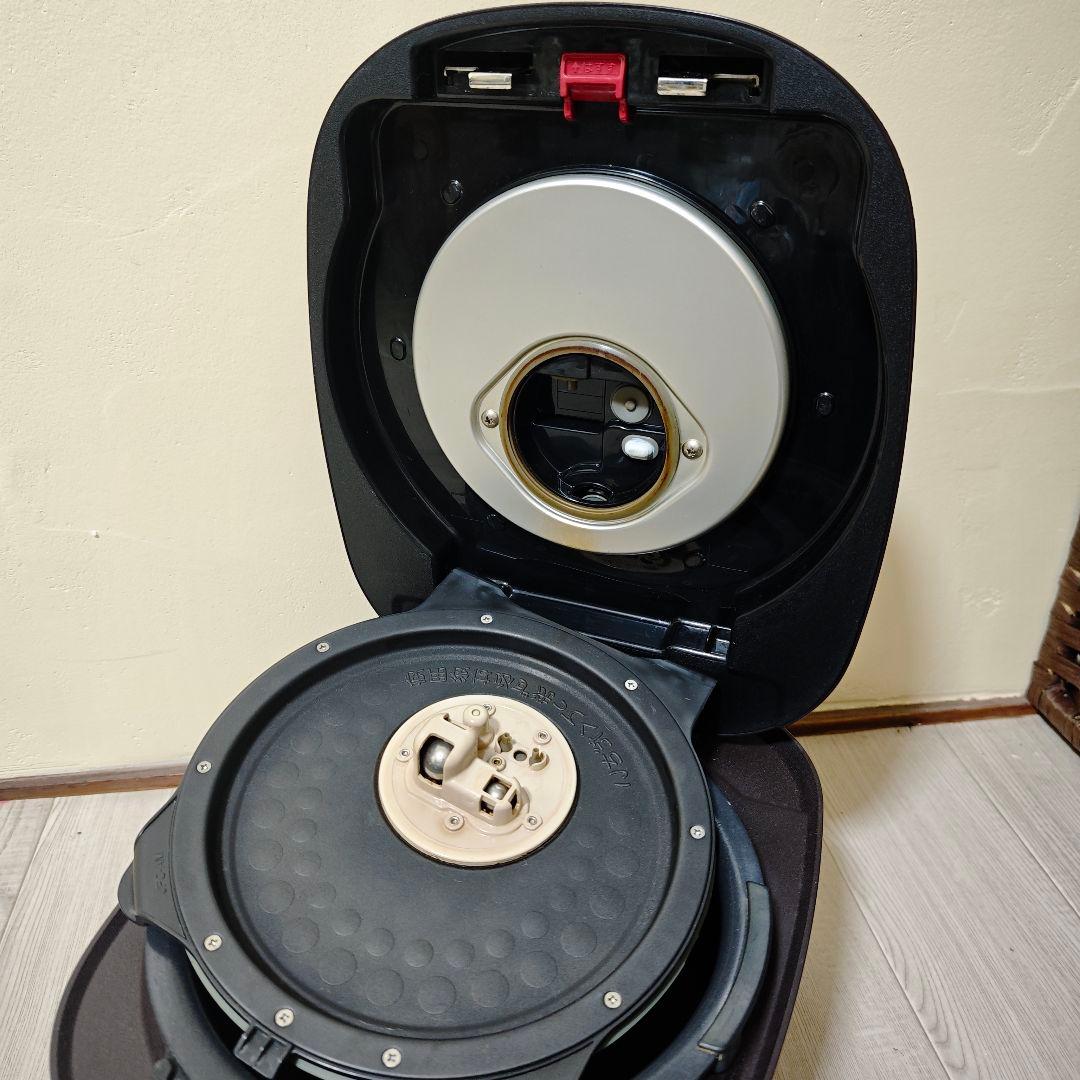 【美品】タイガー魔法瓶 圧力炊飯器 JPC-H180 1升