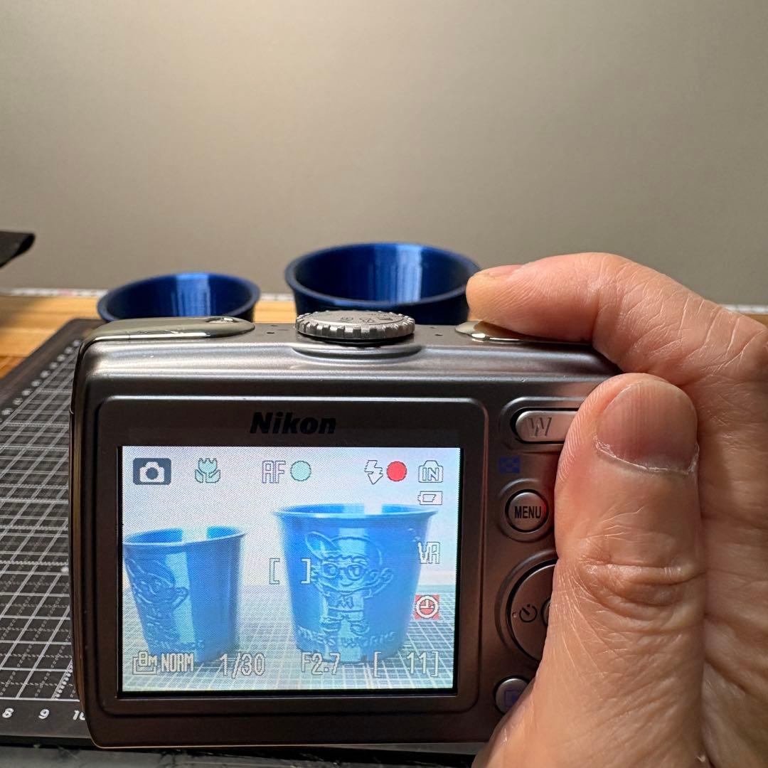 【動作確認済】Nikon COOLPIX P4 VR搭載 オールドコンデジ
