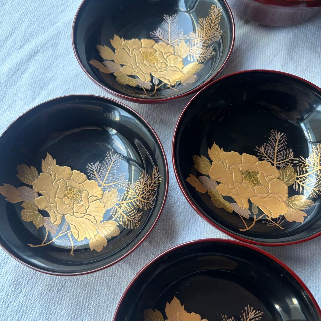 時代　溜塗漆に豪華絢爛、美しい牡丹蒔絵お椀5点　（検輪島塗蒔絵椀雑煮椀