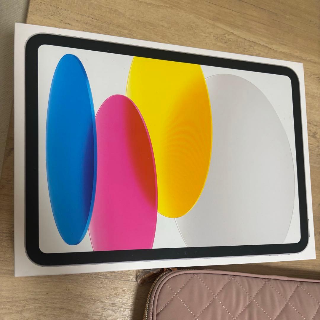 未使用　第10世代　10.9インチiPad Wi-Fiモデル 64GB シルバー