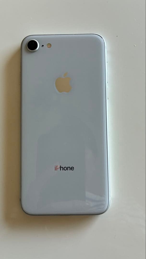 Apple iPhone 8 ホワイト 4.7インチ 本体