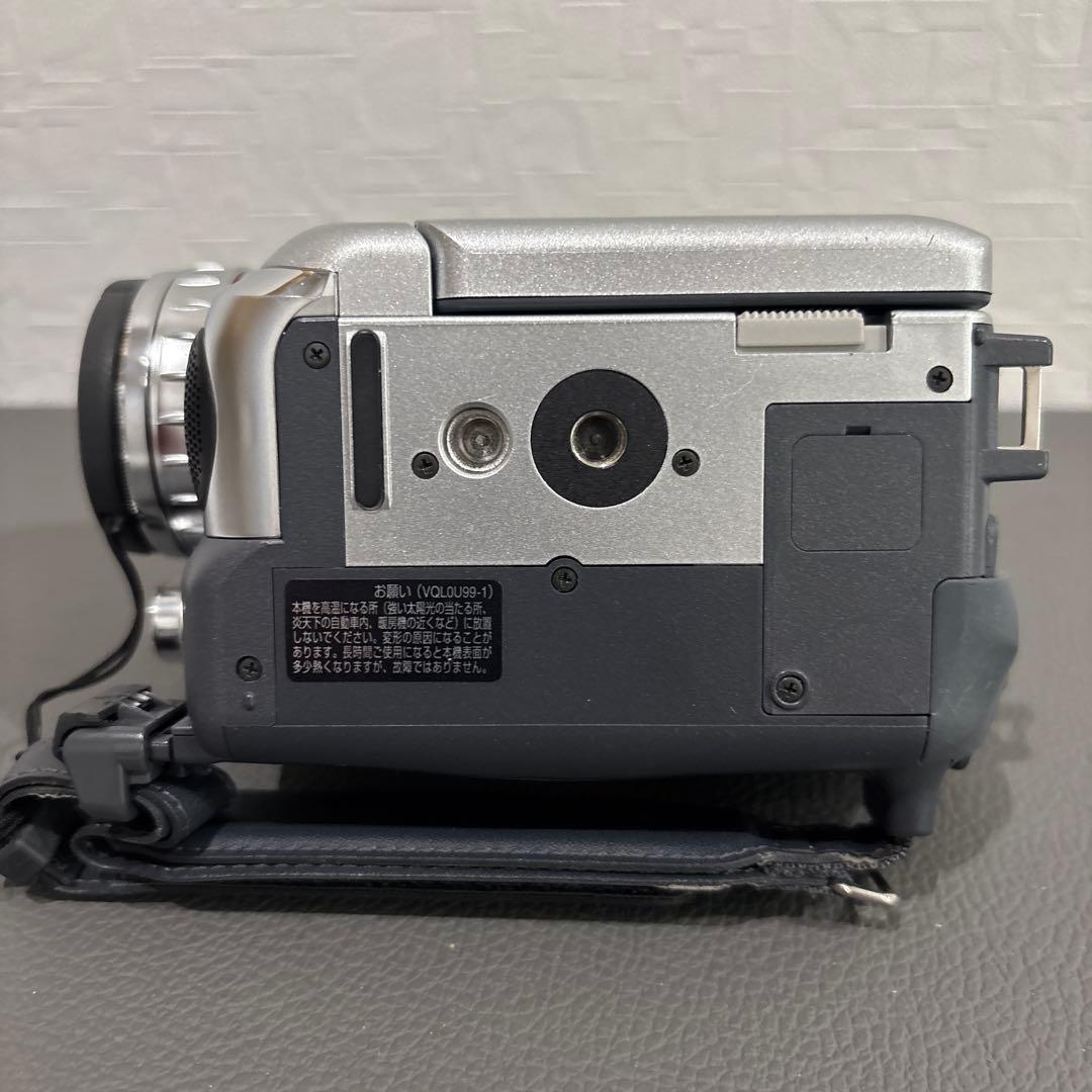 Panasonic NV-GS200K-Sデジタルビデオカメラ シルバー