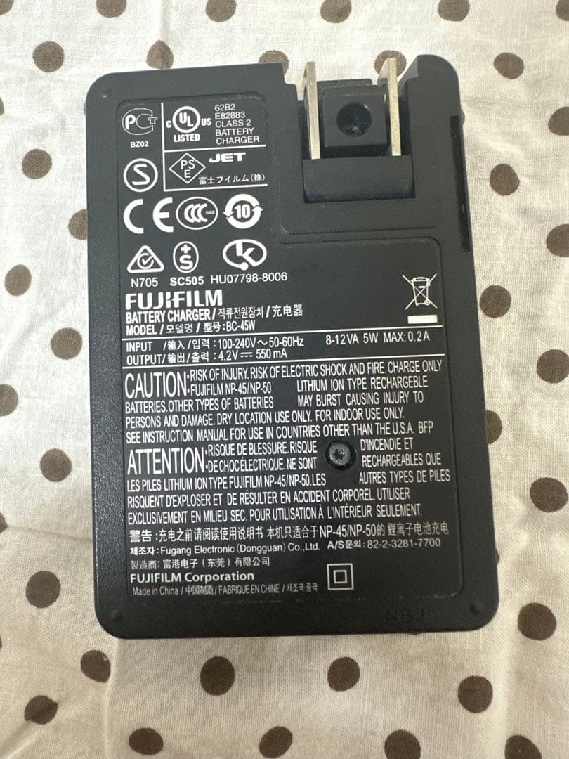 FUJIFILM FinePix F200EXR コンデジ 動作確認済み