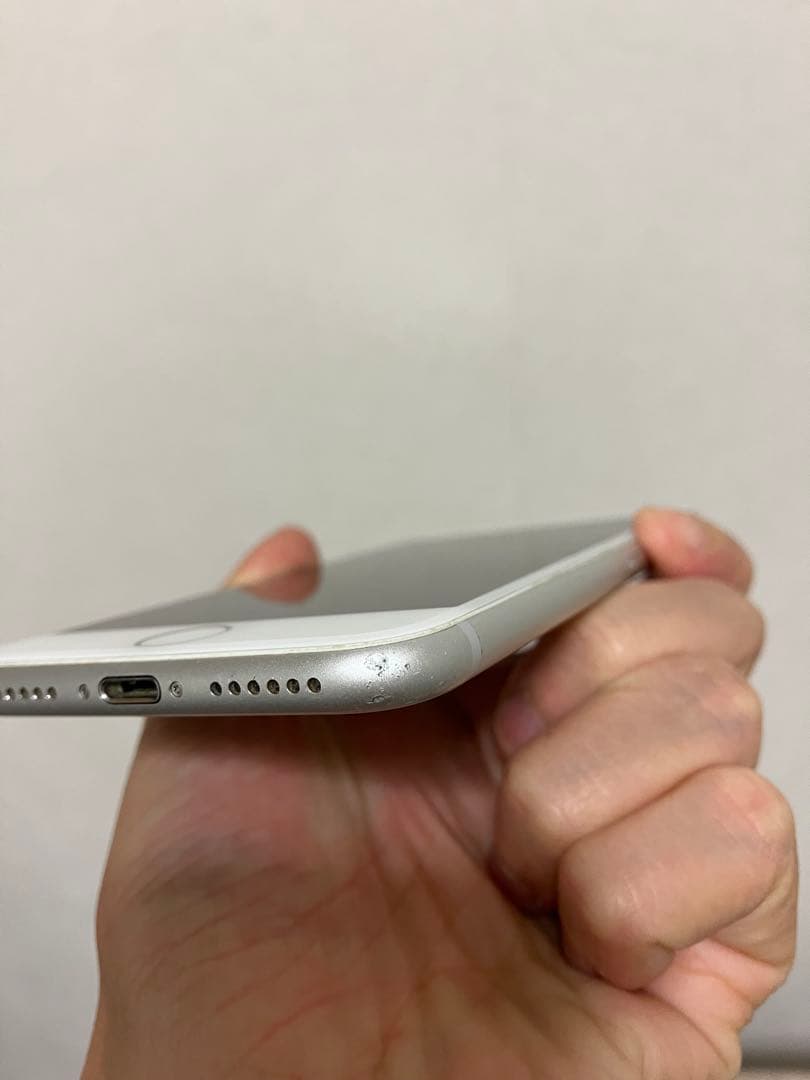 iPhone8 256GB SIMフリー シルバー