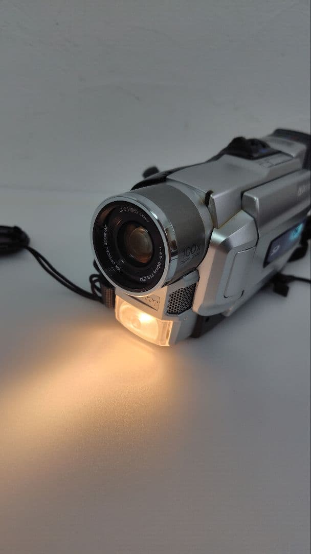 ビクター MiniDVビデオカメラ GR-DVA22K＋新品テープ3本＋クリーナ