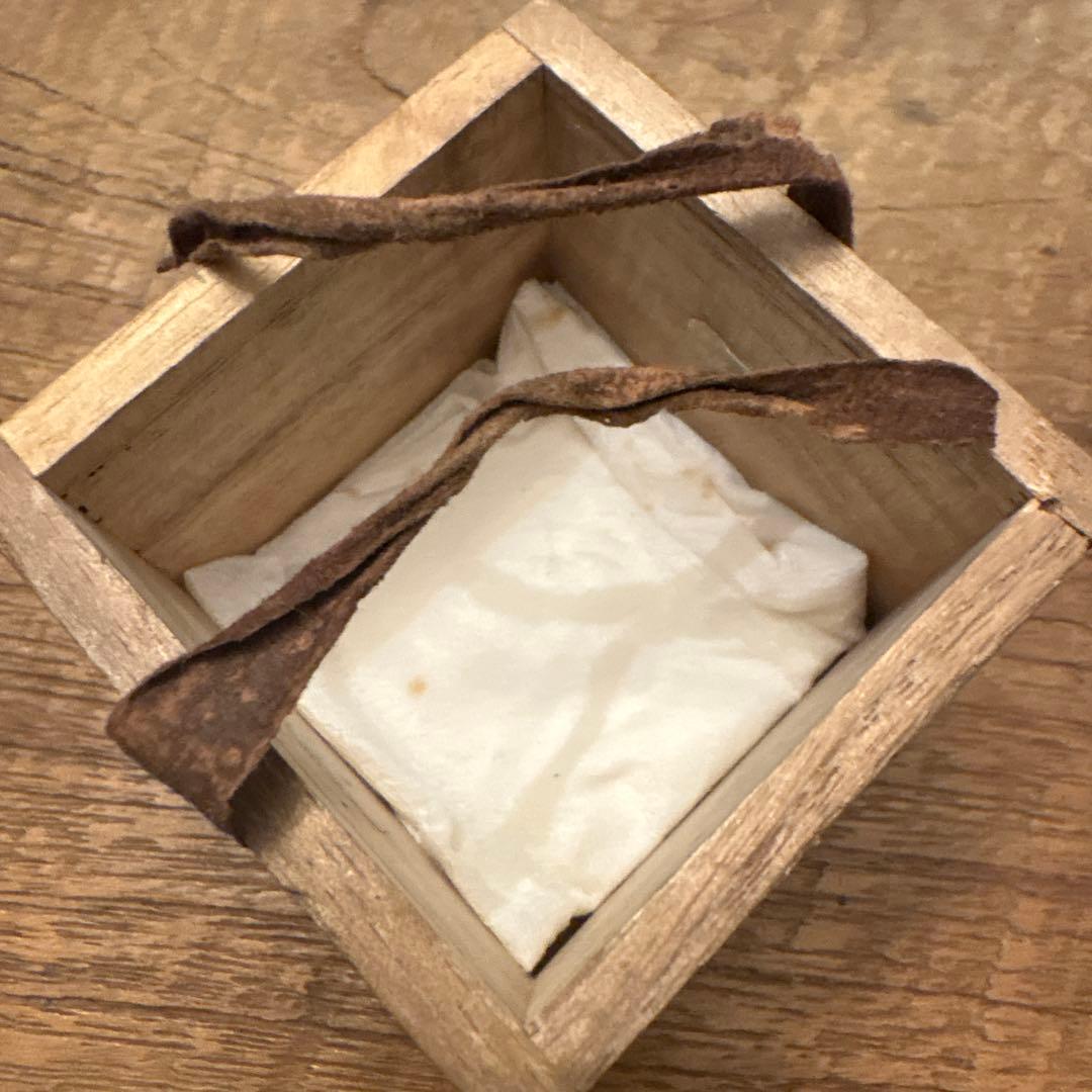 永楽和全　赤玉香合　共箱