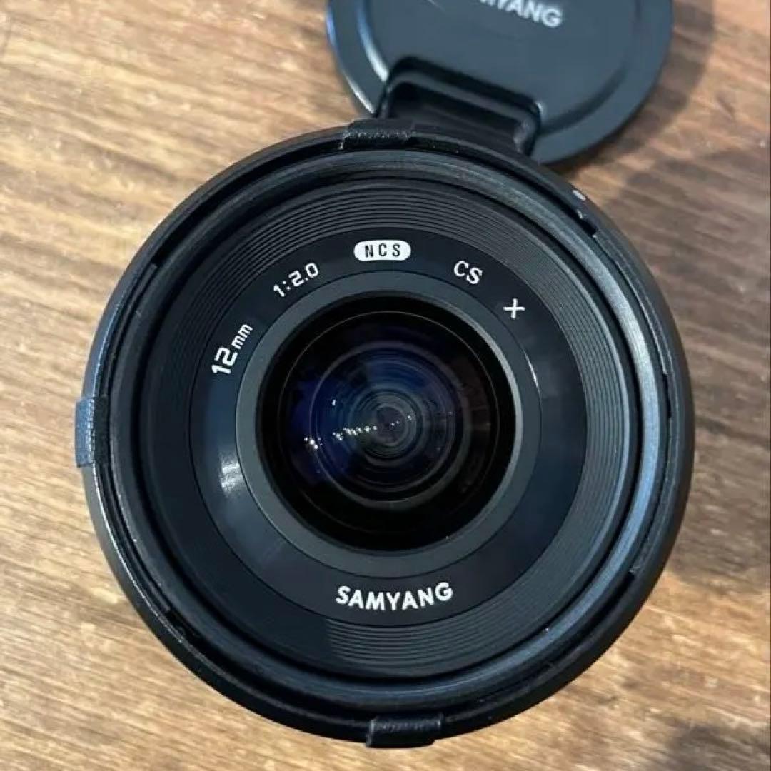 美品　SAMYANG 12mm f2.0 富士フイルム Xマウント