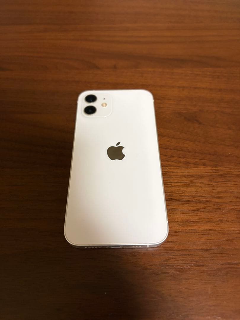 Apple iPhone 12 ホワイト 本体 128GB 中古 初期化済