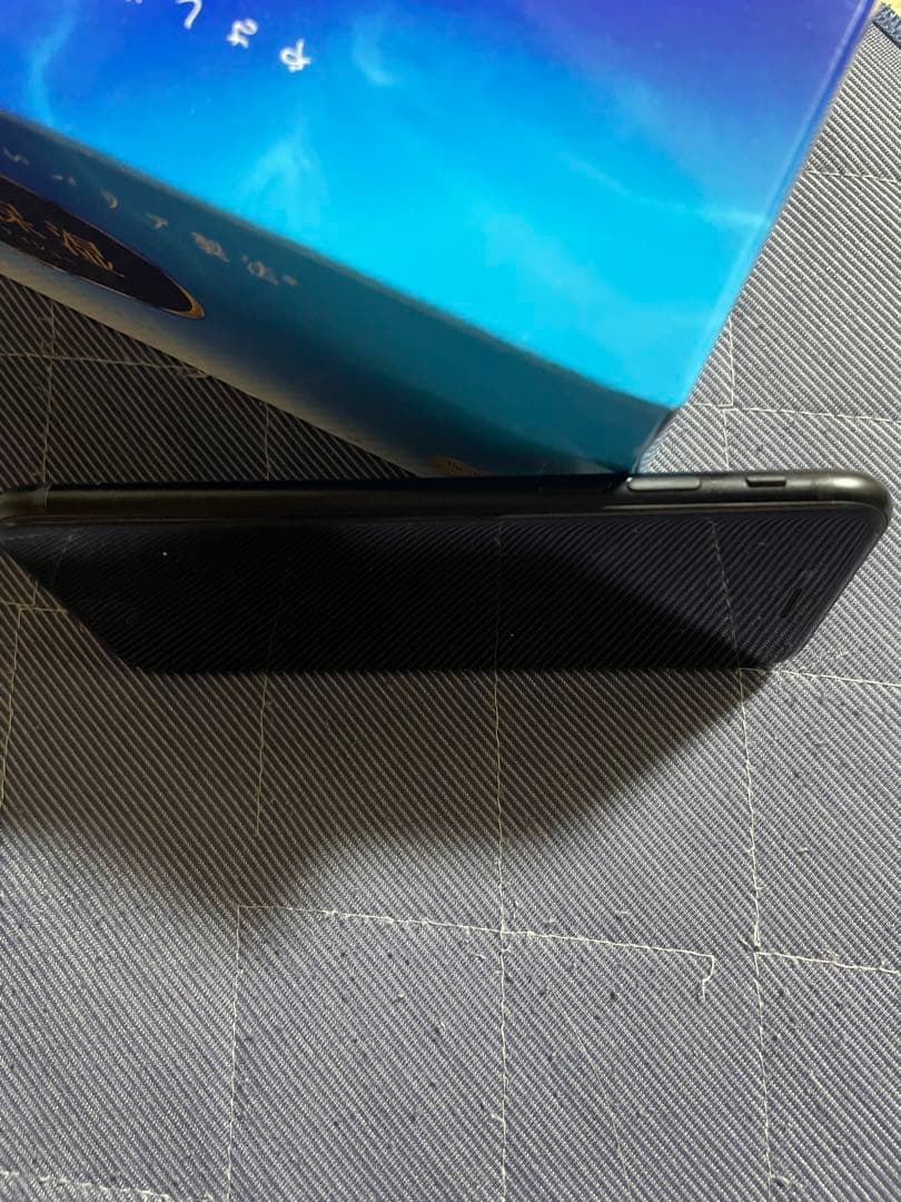 Apple iPhone SE 第２世代64GB ブラック
