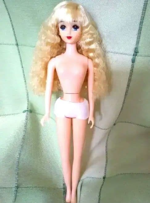 ♥箱無し・新品♥リカちゃんキャッスルアヤ　ジェニーフレンドアヤ　金髪アヤ