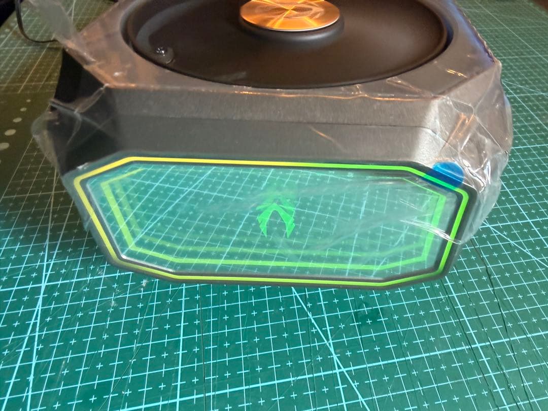 RTX 5090 ZOTAC AMP インテリア APP操作／音に反応