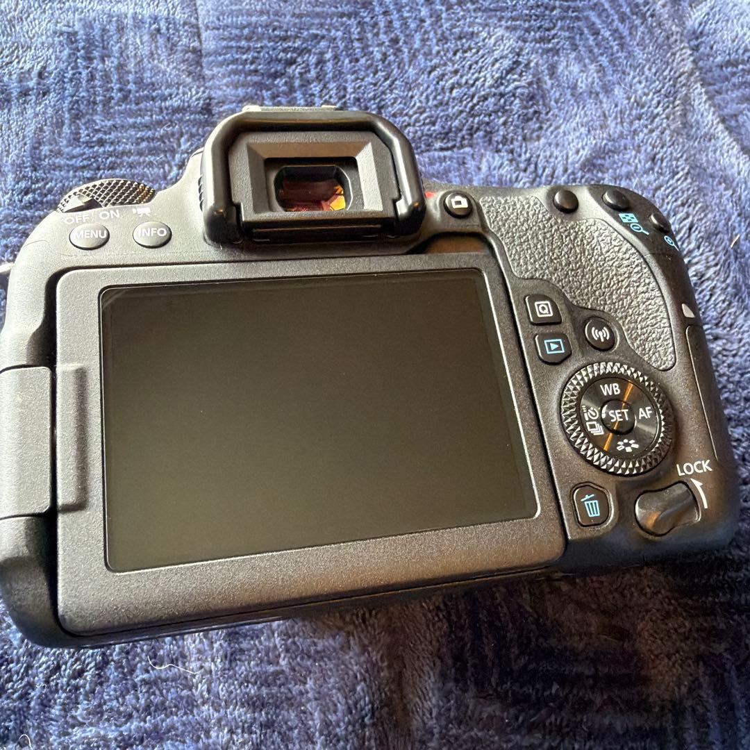 【美品】Canon EOS 9000D デジタル一眼レフカメラ