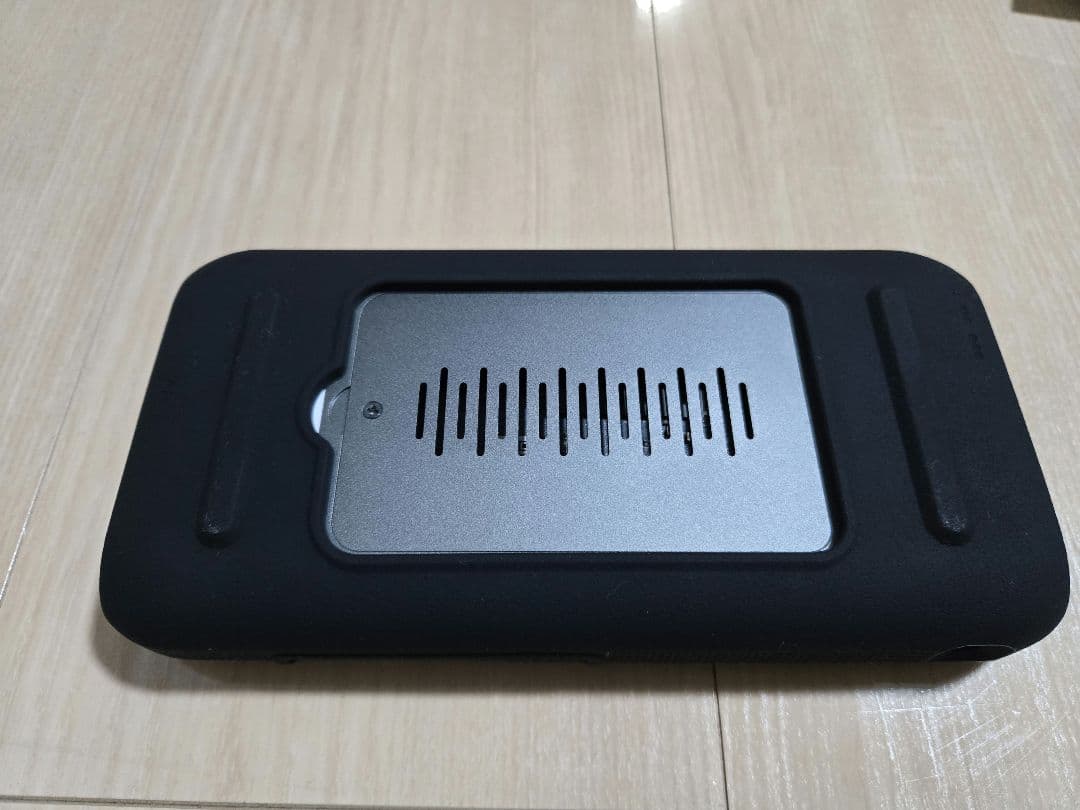 UnifyDrive UT2 ポータブルNAS マクアケ購入特典フルセット