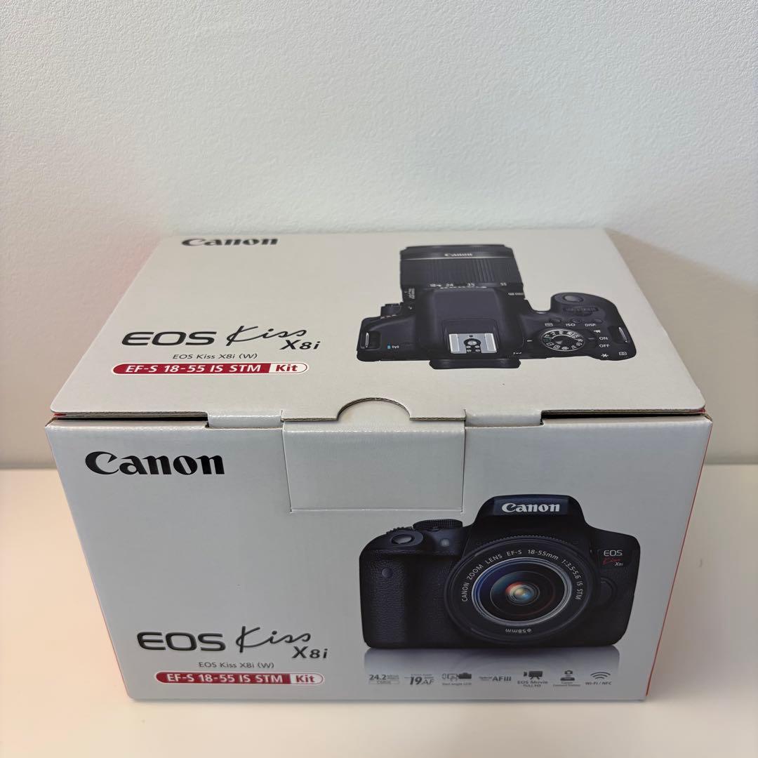デジタルカメラ Canon EOS Kiss X8i DOUBLE ZOOM KIT