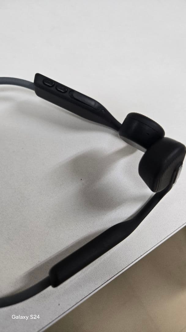 SHOKZ ショックス　ワイヤレス骨伝導イヤホン