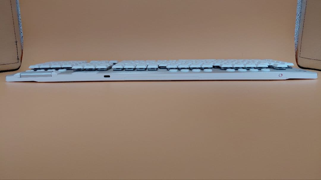【即日発送】G915 X ワイヤレスキーボード タクタイル 白 箱無 NN