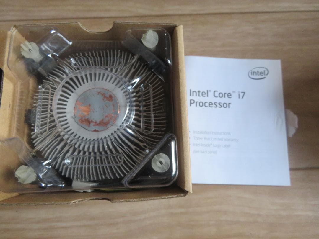 インテル Core i7- 4770K LGA1150　BOX