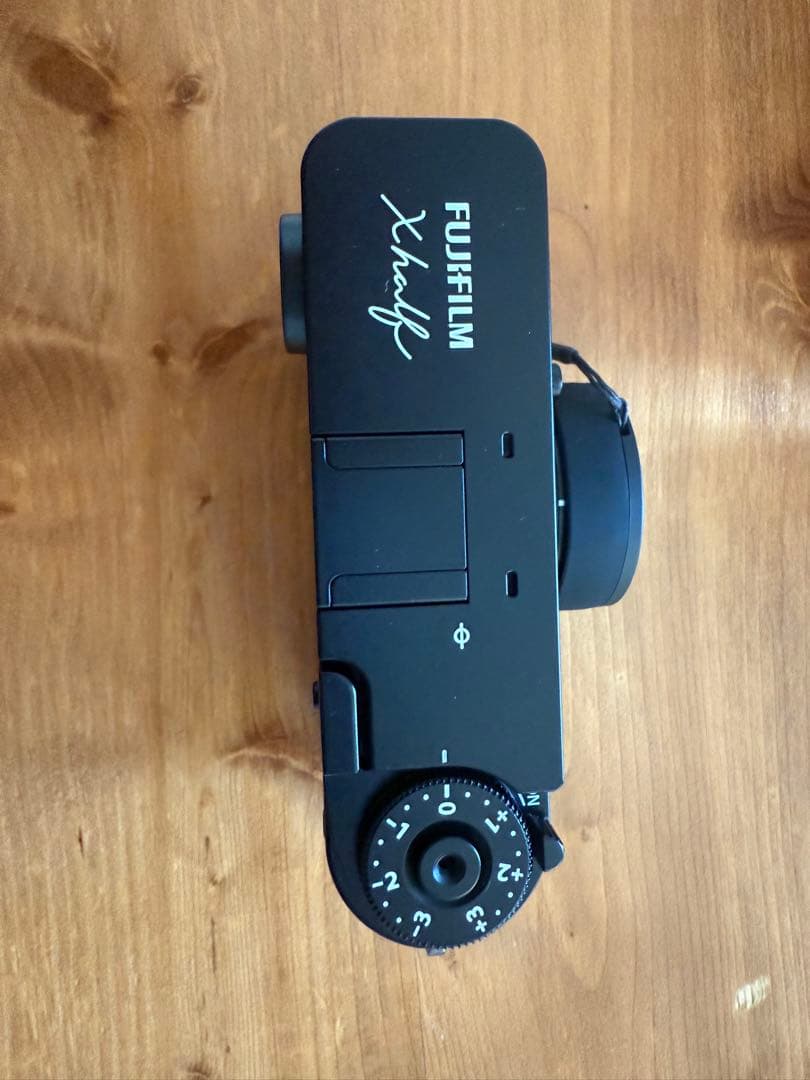 【新品同様】FUJIFILM X half（ブラック）