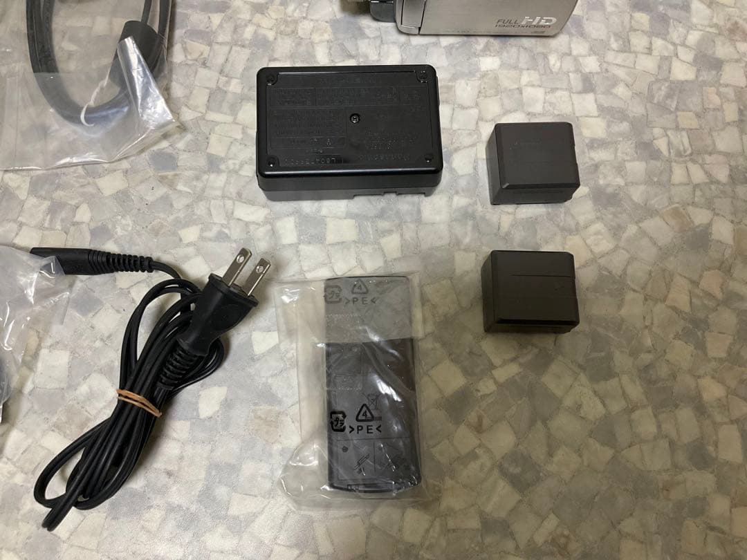 極美品 パナソニック HDC-TM300 動作確認済 付属品完備 袋付き