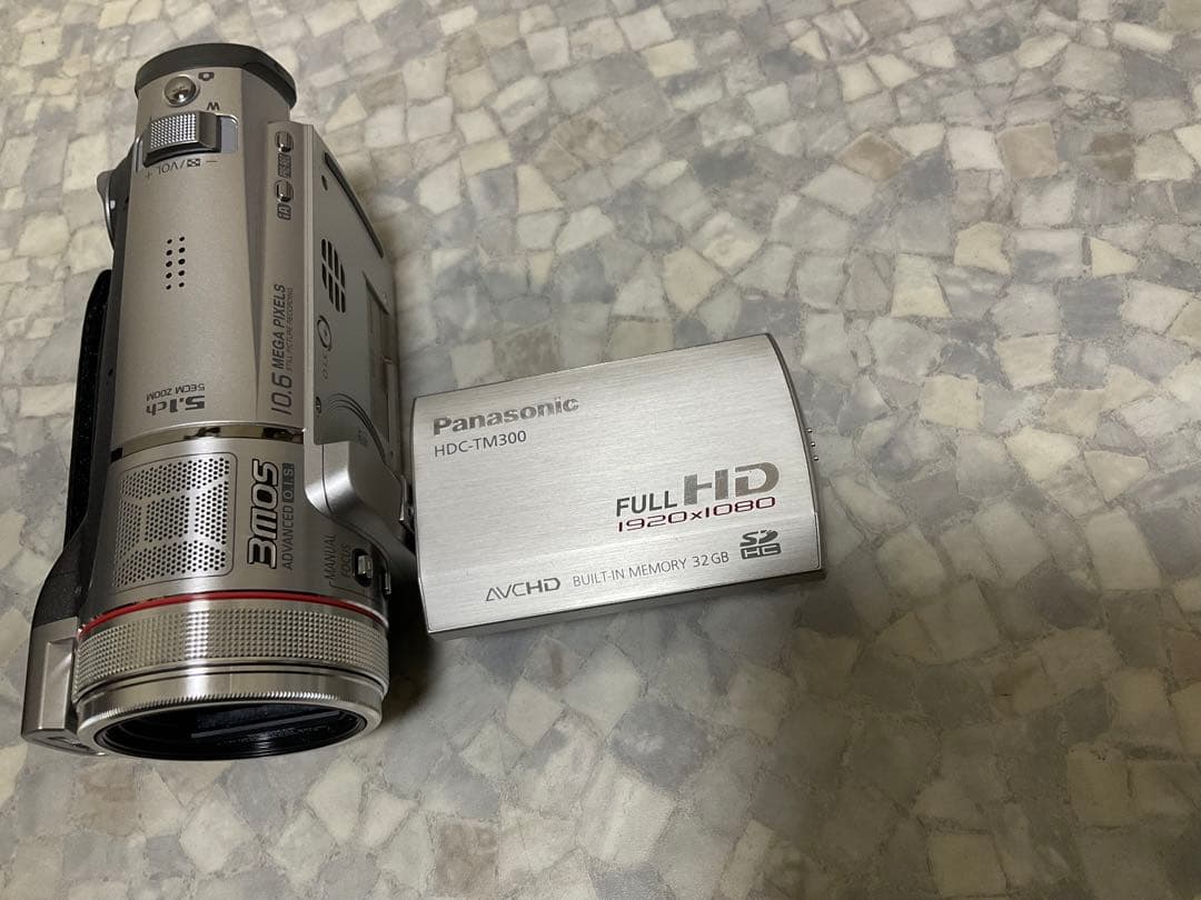 極美品 パナソニック HDC-TM300 動作確認済 付属品完備 袋付き