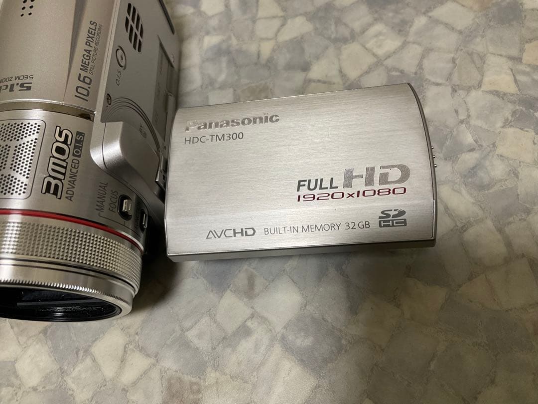 極美品 パナソニック HDC-TM300 動作確認済 付属品完備 袋付き