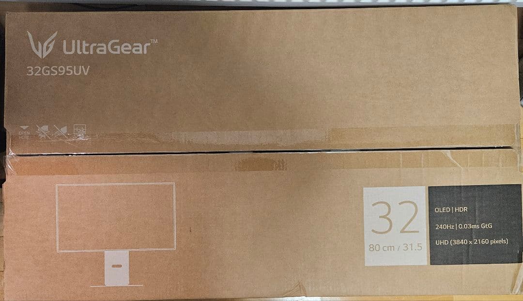LG UltraGear 32GS95UV-W （ホワイト）
