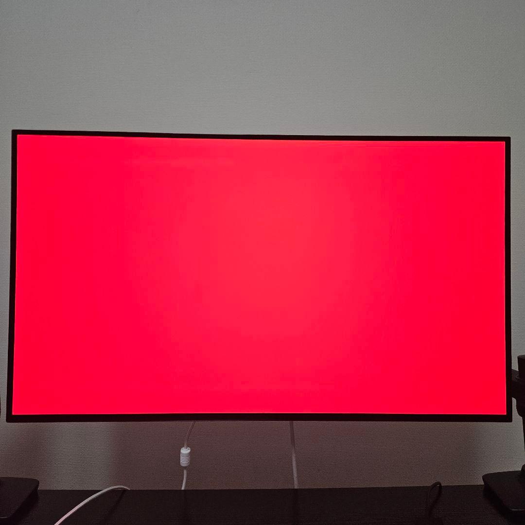 LG UltraGear 32GS95UV-W （ホワイト）