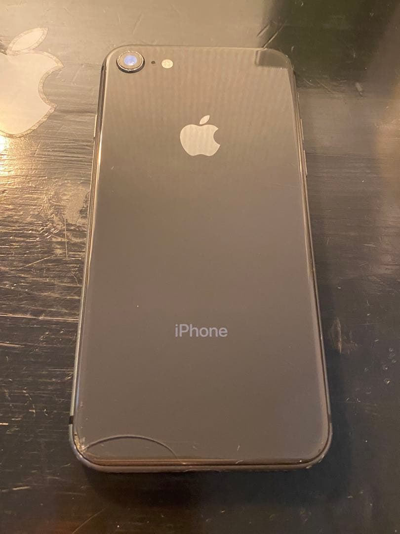 S*）様 iPhone 8 スペースグレー 本体