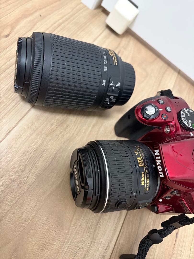Nikon D3300 赤色 ダブルレンズセット