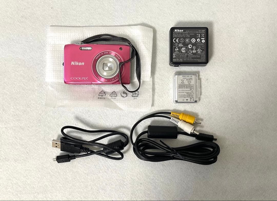 Nikon COOLPIX S3100 フレッシュピンク