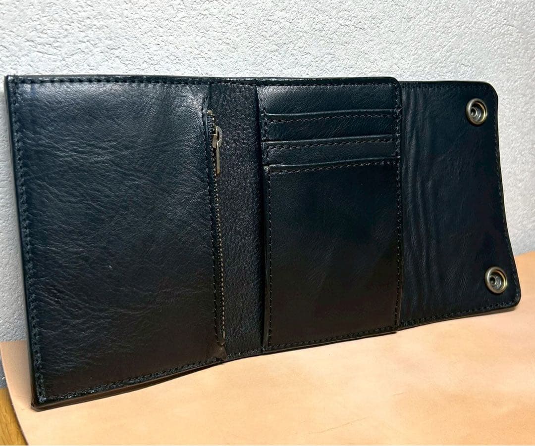 トラッカーウォレット　三つ折り財布　牛革　ショートトラッカーウォレット