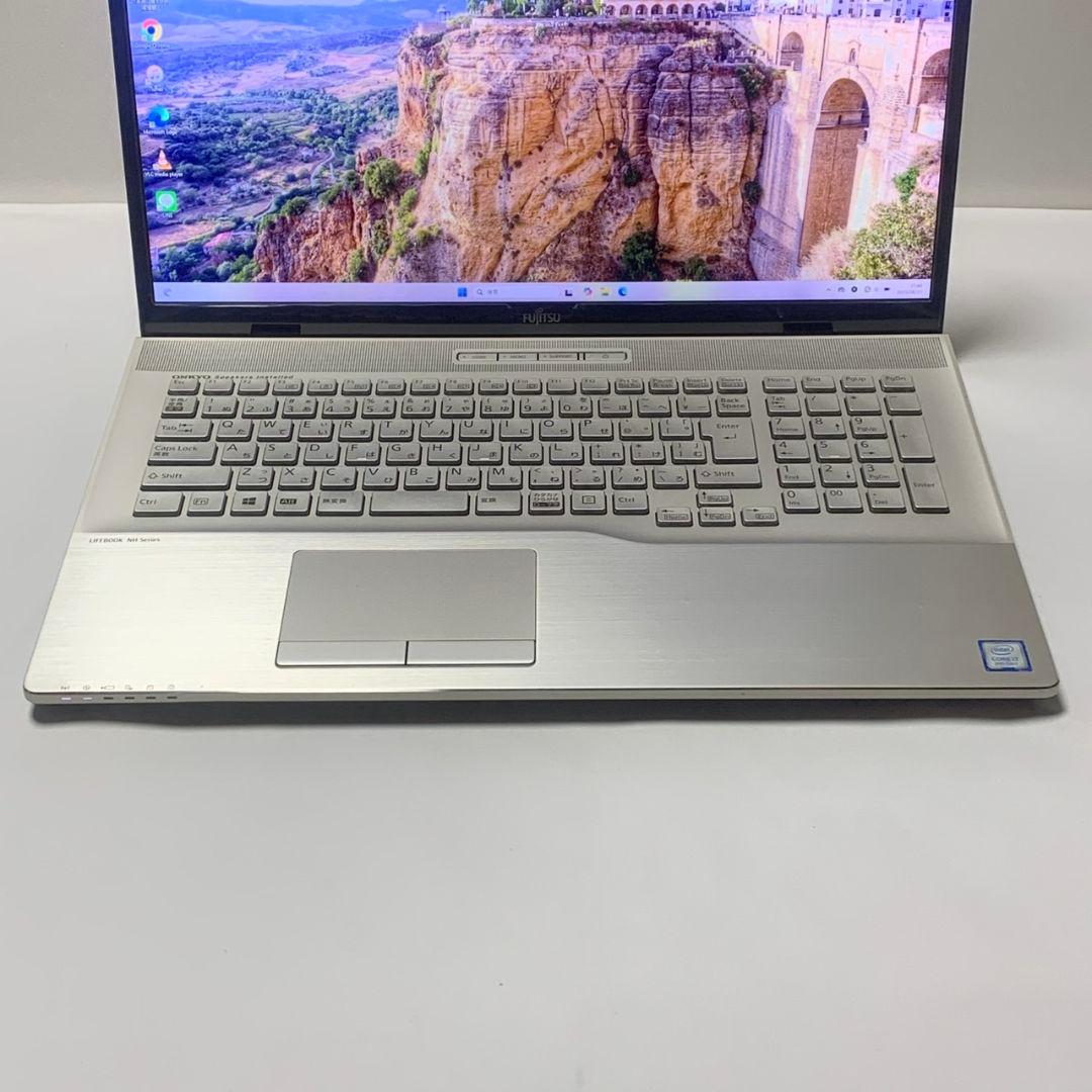 【美品】LIFEBOOK 10世代 i7 メモリ8GB FHDパソコンPC